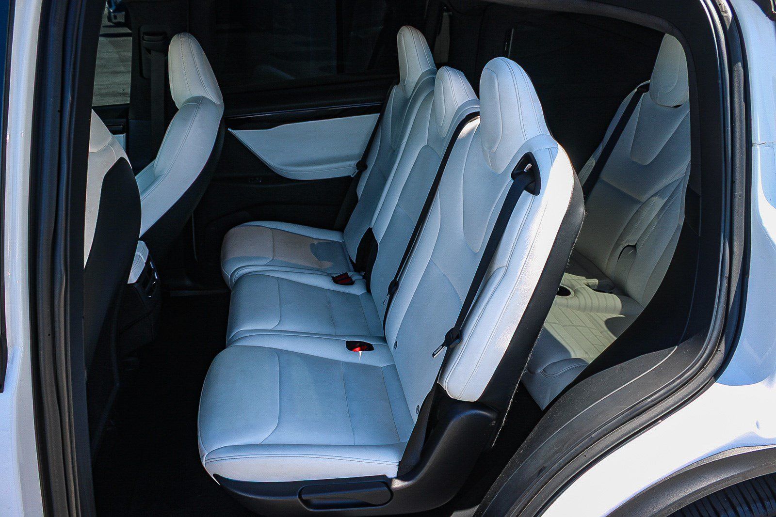 Used 2021 Tesla Model X Long Range AWD/4WD image 19