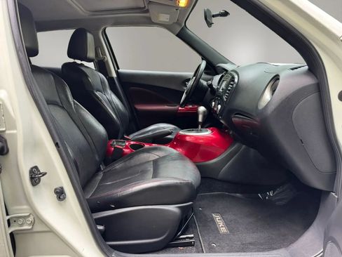 Used 2011 Nissan Juke SL AWD/4WD image 14