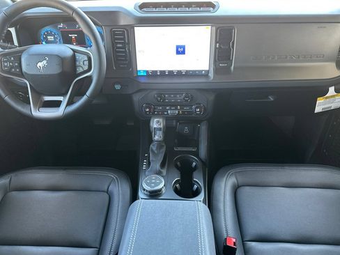 New 2026 Ford Bronco Badlands AWD/4WD image 13