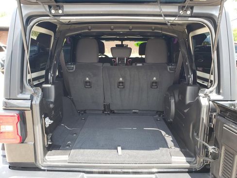 Used 2019 Jeep Wrangler Unlimited Rubicon image 7