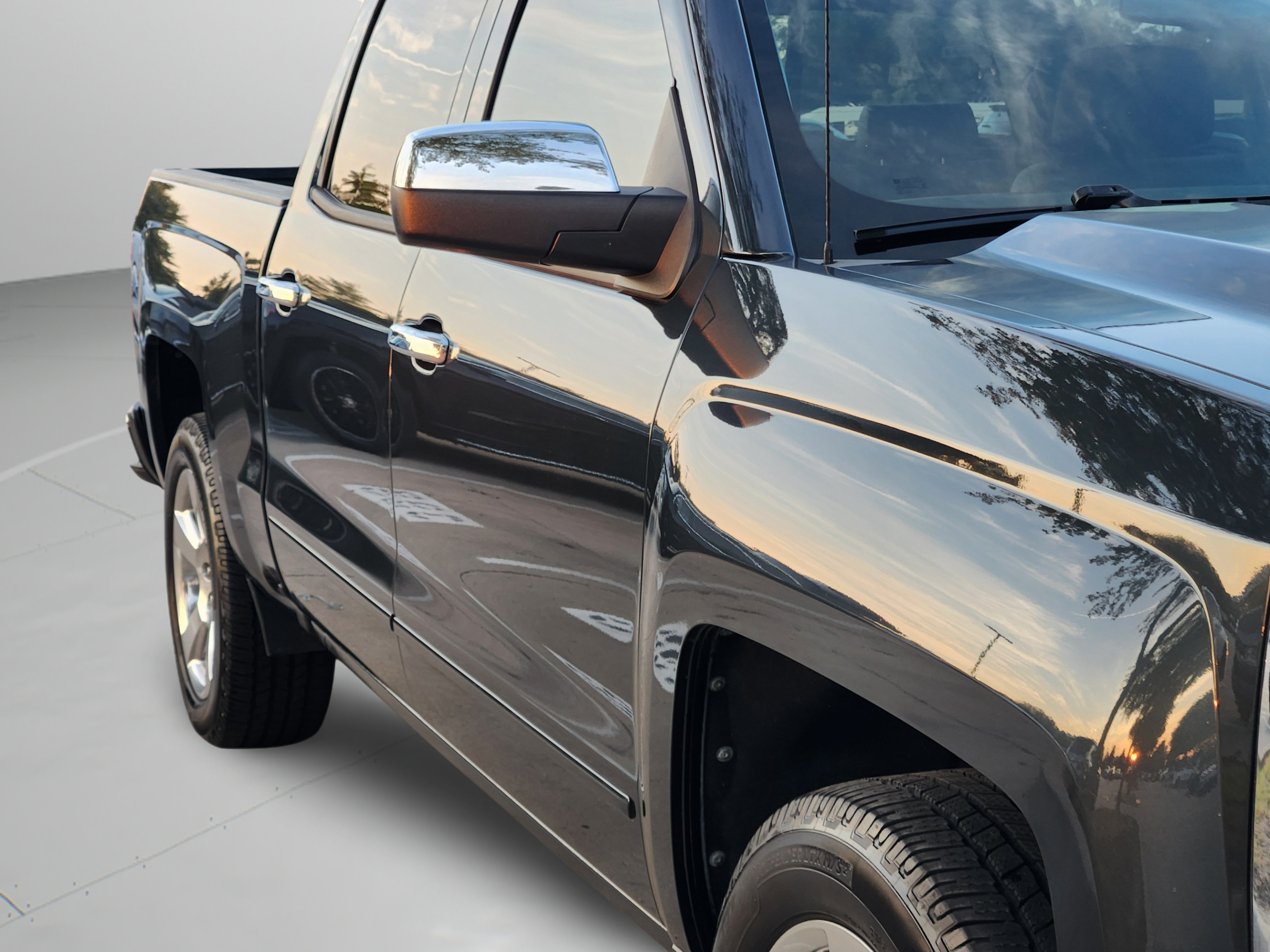 Used 2018 Chevrolet Silverado 1500 LT w/ Texas Edition RWD image 32