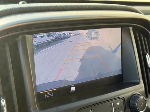 Used 2022 Chevrolet Colorado Z71 image 14