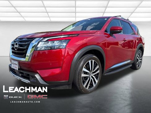 Used 2023 Nissan Pathfinder Platinum w/ Lighting Package (N93) AWD/4WD image 9