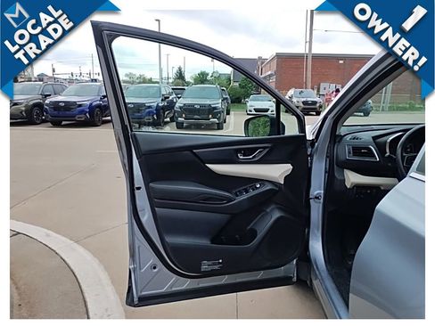 Used 2022 Subaru Ascent Premium w/ Convenience Package image 11