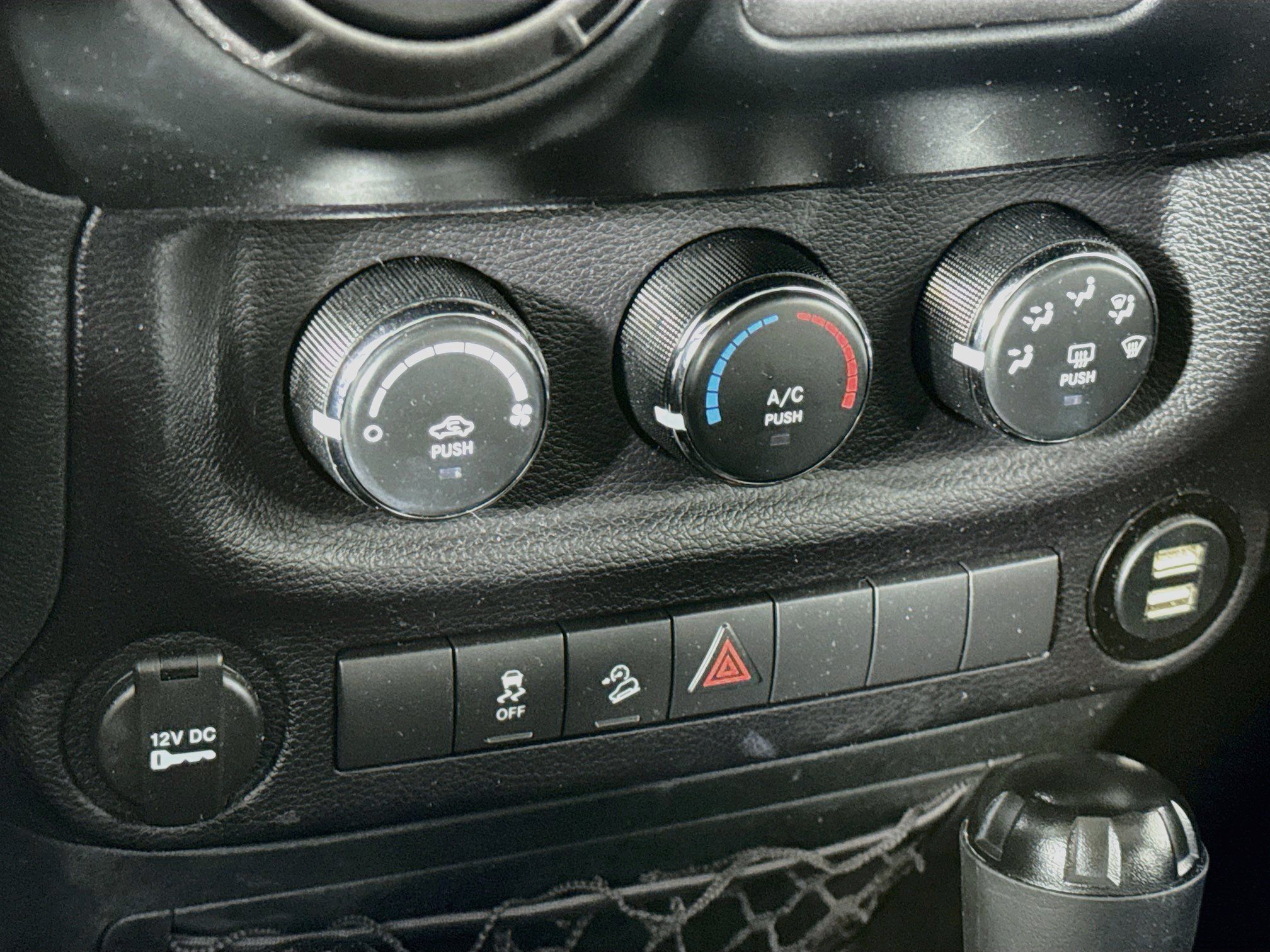 Used 2016 Jeep Wrangler Unlimited Sport AWD/4WD image 14
