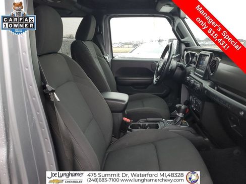 Used 2021 Jeep Wrangler Unlimited Sport AWD/4WD image 28
