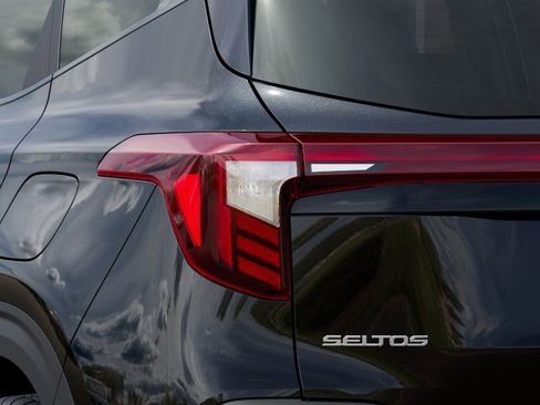 New 2026 Kia Seltos S image 11