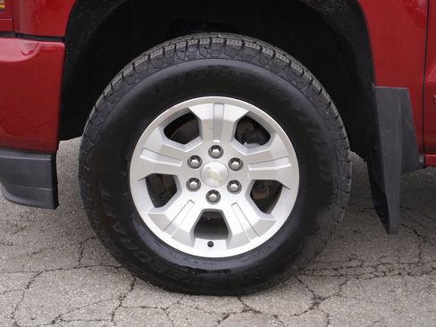 Used 2018 Chevrolet Silverado 1500 LT w/ All Star Edition image 10