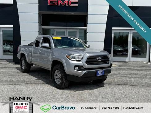 Used 2017 Toyota Tacoma SR5 w/ Tow Package AWD/4WD image 1