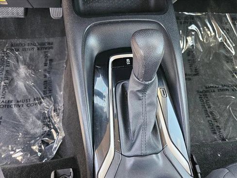 Used 2023 Toyota Corolla LE FWD image 12