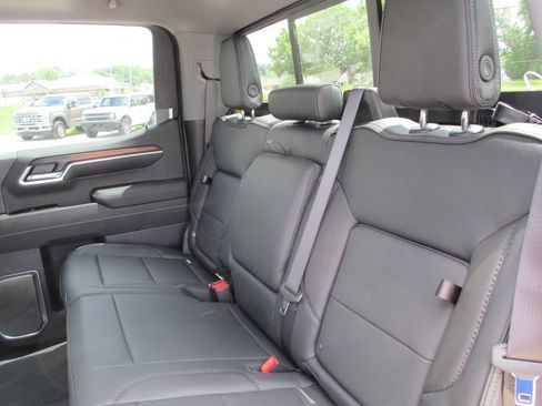 New 2026 GMC Sierra 1500 Denali AWD/4WD image 17