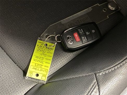 Used 2023 Toyota bZ4X Limited w/ Weather Package image 19