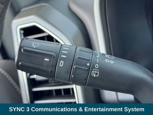 Used 2020 Ford Expedition XLT w/ Equipment Group 202A image 8