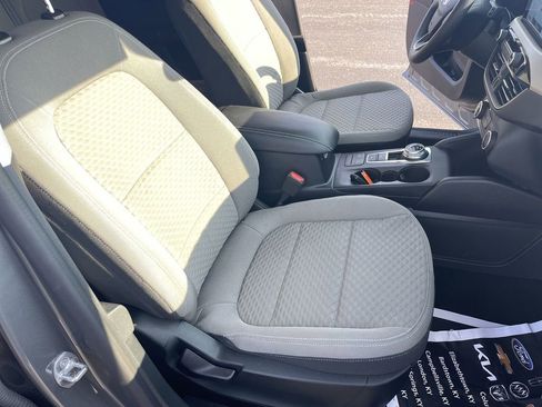 Used 2022 Ford Escape SE AWD/4WD image 24