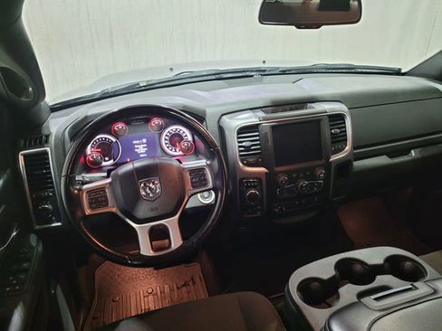 Used 2022 RAM 1500 Classic Warlock image 4