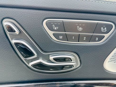 Used 2016 Mercedes-Benz S 550 Sedan image 6