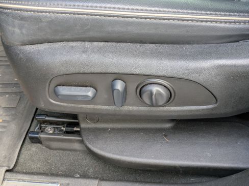 Used 2023 GMC Acadia Denali w/ Denali Ultimate Package image 14