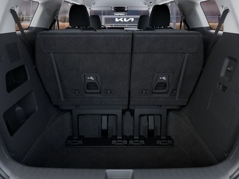 New 2026 Kia Carnival LX FWD image 19