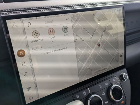 New 2026 Land Rover Defender 130 X-Dynamic SE image 19