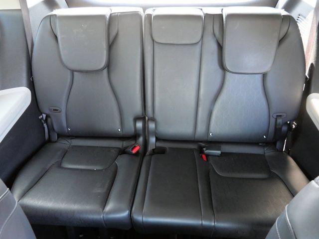 Used 2024 Kia Carnival EX FWD image 14