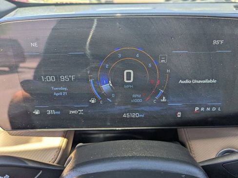 Used 2025 Chevrolet Equinox ACTIV w/ Safety and Technology Package AWD/4WD image 34