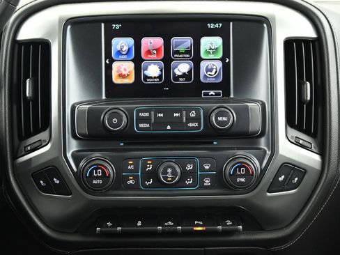 Used 2017 Chevrolet Silverado 1500 LTZ Z71 w/ LTZ Plus Package AWD/4WD image 28