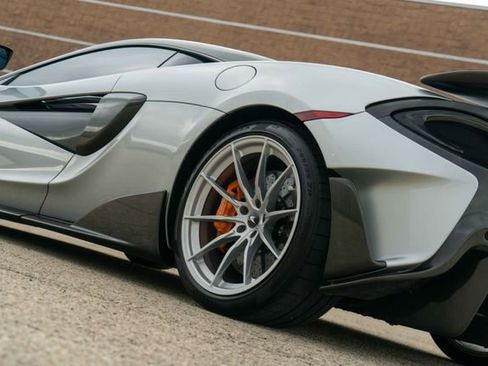 Used 2019 McLaren 600LT RWD image 32