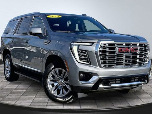 Used 2025 GMC Yukon Denali image 12
