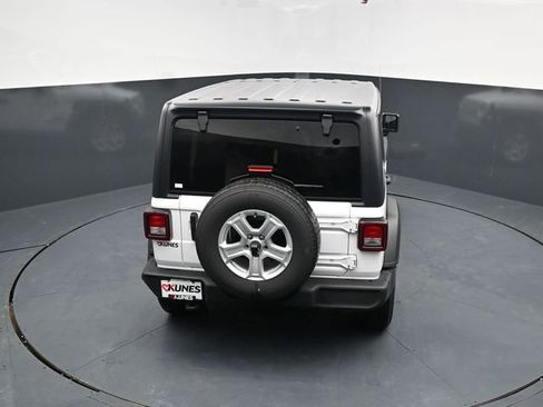 Used 2023 Jeep Wrangler Sport S image 42