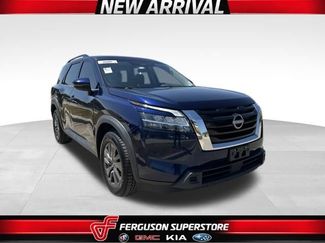 Used 2022 Nissan Pathfinder SV AWD/4WD 360° Tour