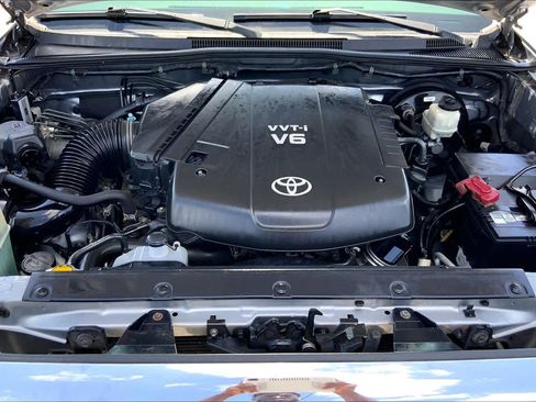 Used 2014 Toyota Tacoma PreRunner w/ Limited Package RWD image 30