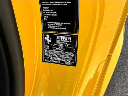 Used 2022 Ferrari F8 Tributo RWD image 17