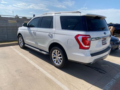 Used 2021 Ford Expedition XLT RWD image 19