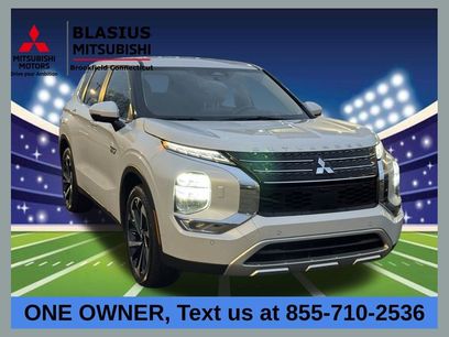 Used 2024 Mitsubishi Outlander 4WD Plug-In Hybrid