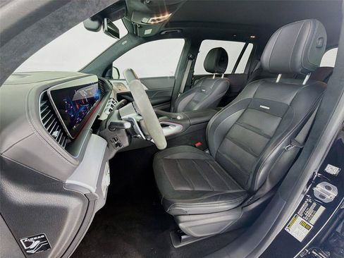 Used 2024 Mercedes-Benz GLS 63 AMG 4MATIC image 5