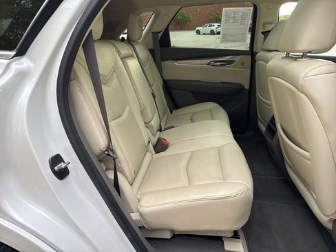 Used 2017 Cadillac XT5 Premium Luxury w/ Advanced Security Package AWD/4WD image 29