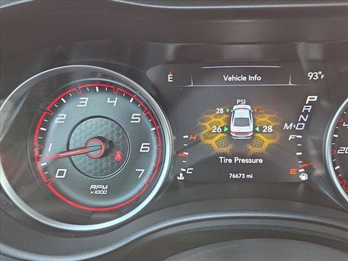 Used 2022 Dodge Charger R/T RWD image 11