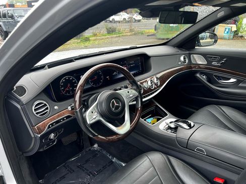 Used 2019 Mercedes-Benz S 560 4MATIC Sedan image 10