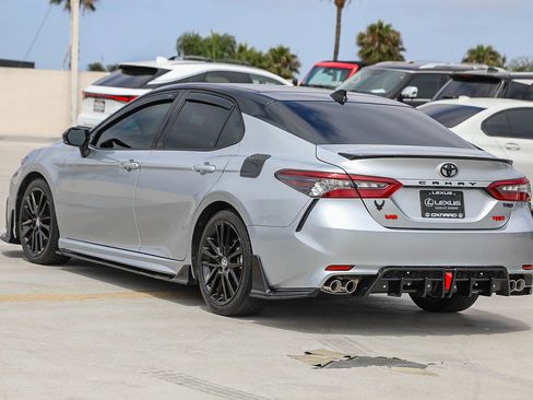 Used 2024 Toyota Camry XSE FWD image 5