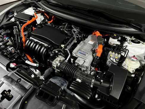 Used 2018 Honda Clarity Touring image 11