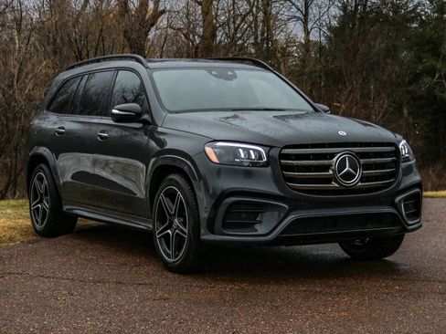 New 2026 Mercedes-Benz GLS 450 4MATIC image 2