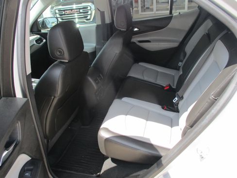 Used 2018 Chevrolet Equinox Premier FWD image 5