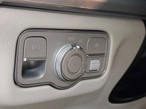 Certified 2026 Mercedes-Benz GLE 450 4MATIC image 25