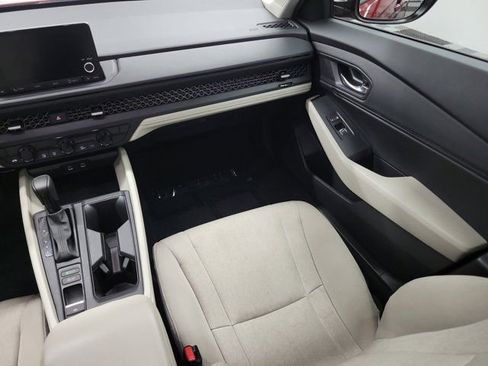Certified 2025 Honda Accord SE image 16