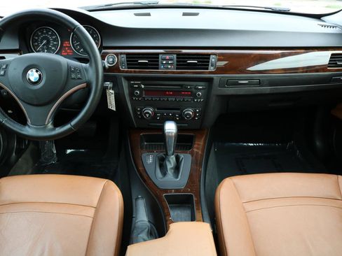 Used 2012 BMW 328i xDrive Coupe AWD/4WD image 17