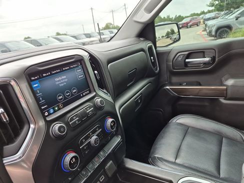Used 2022 Chevrolet Silverado 1500 LT Trail Boss AWD/4WD image 27