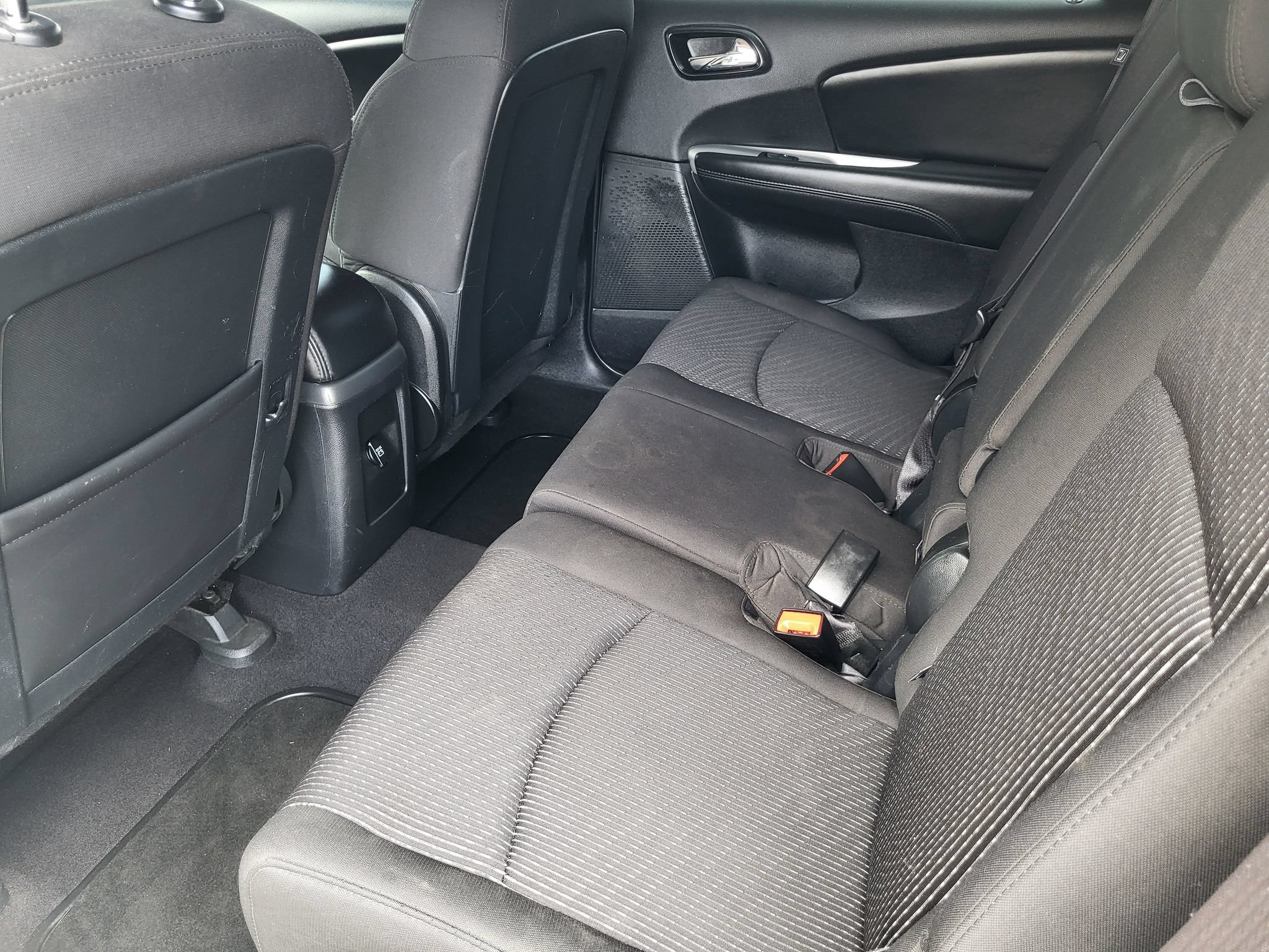 Used 2017 Dodge Journey SXT w/ Comfort/Convenience Group FWD image 21