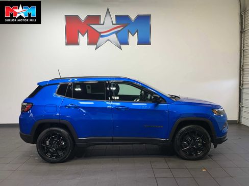 New 2026 Jeep Compass Latitude image 1