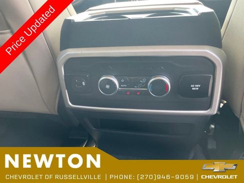 Used 2023 Ford Expedition Limited AWD/4WD image 34