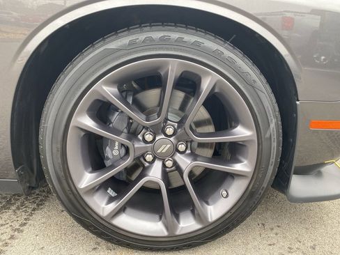 Used 2023 Dodge Challenger R/T Scat Pack w/ Plus Package image 9